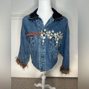 Vintage Levi's Classic Bee details Jean fringe Jacket with Embellishments size M